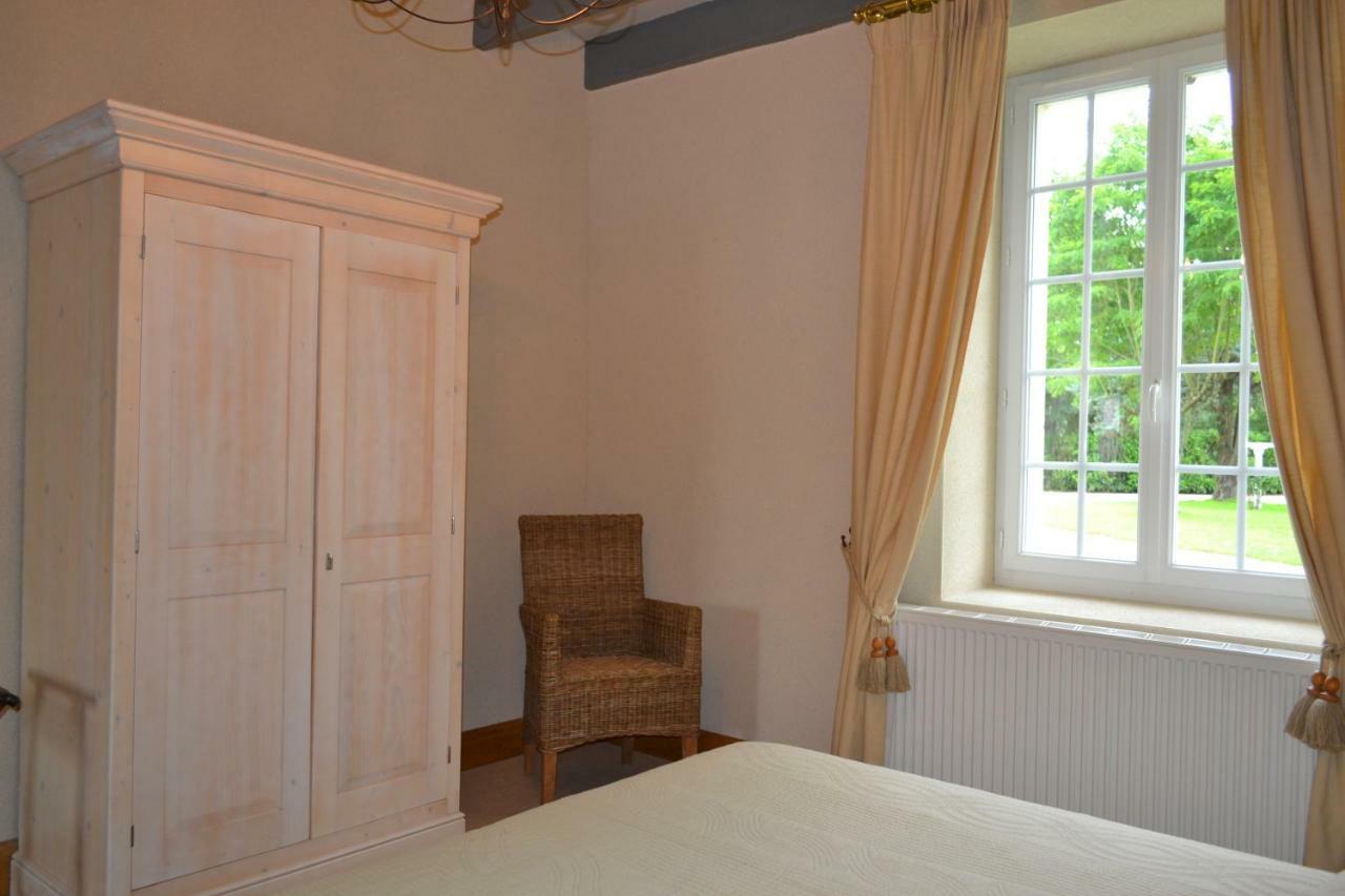 Bed and Breakfast Le Domaine Des Bois Mauzé-Thouarsais Exteriér fotografie
