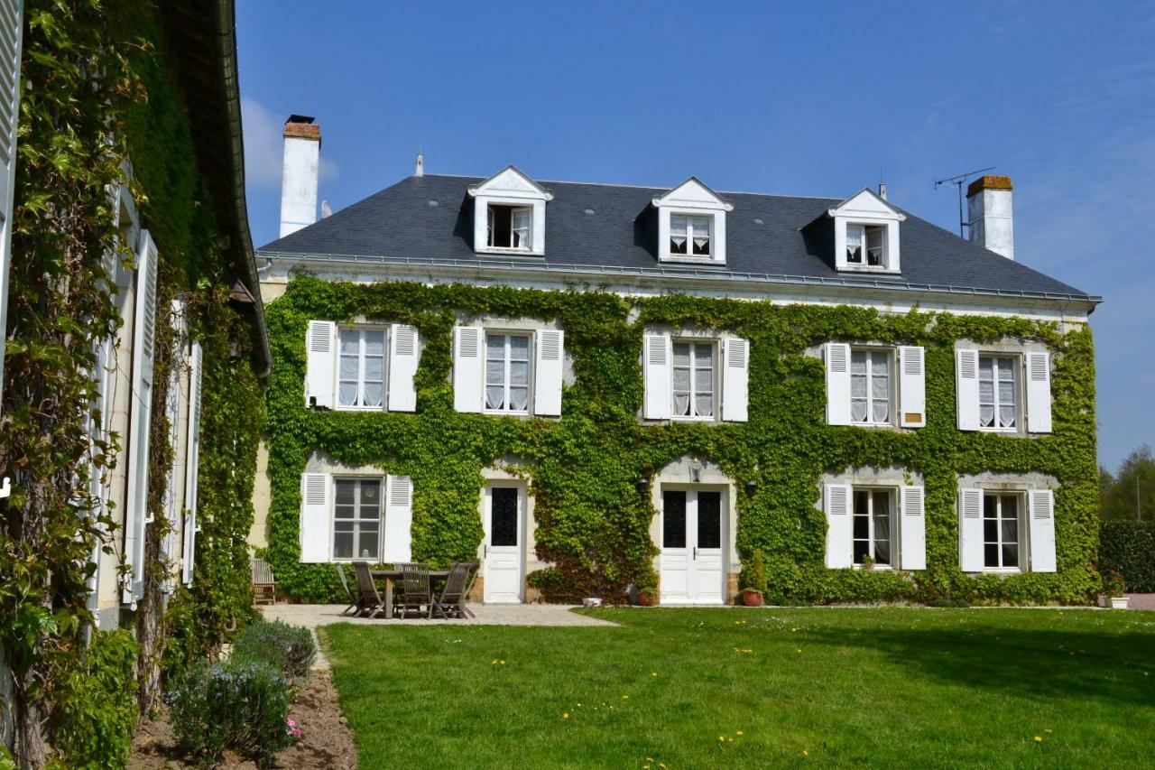 Bed and Breakfast Le Domaine Des Bois Mauzé-Thouarsais Exteriér fotografie